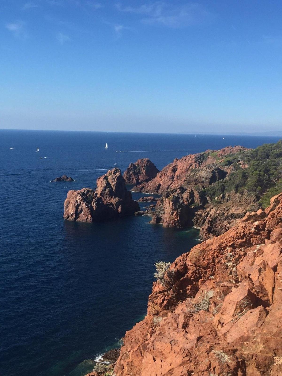 Saint-Raphaël Village Cap Esterel, Piscine, Plage מראה חיצוני תמונה