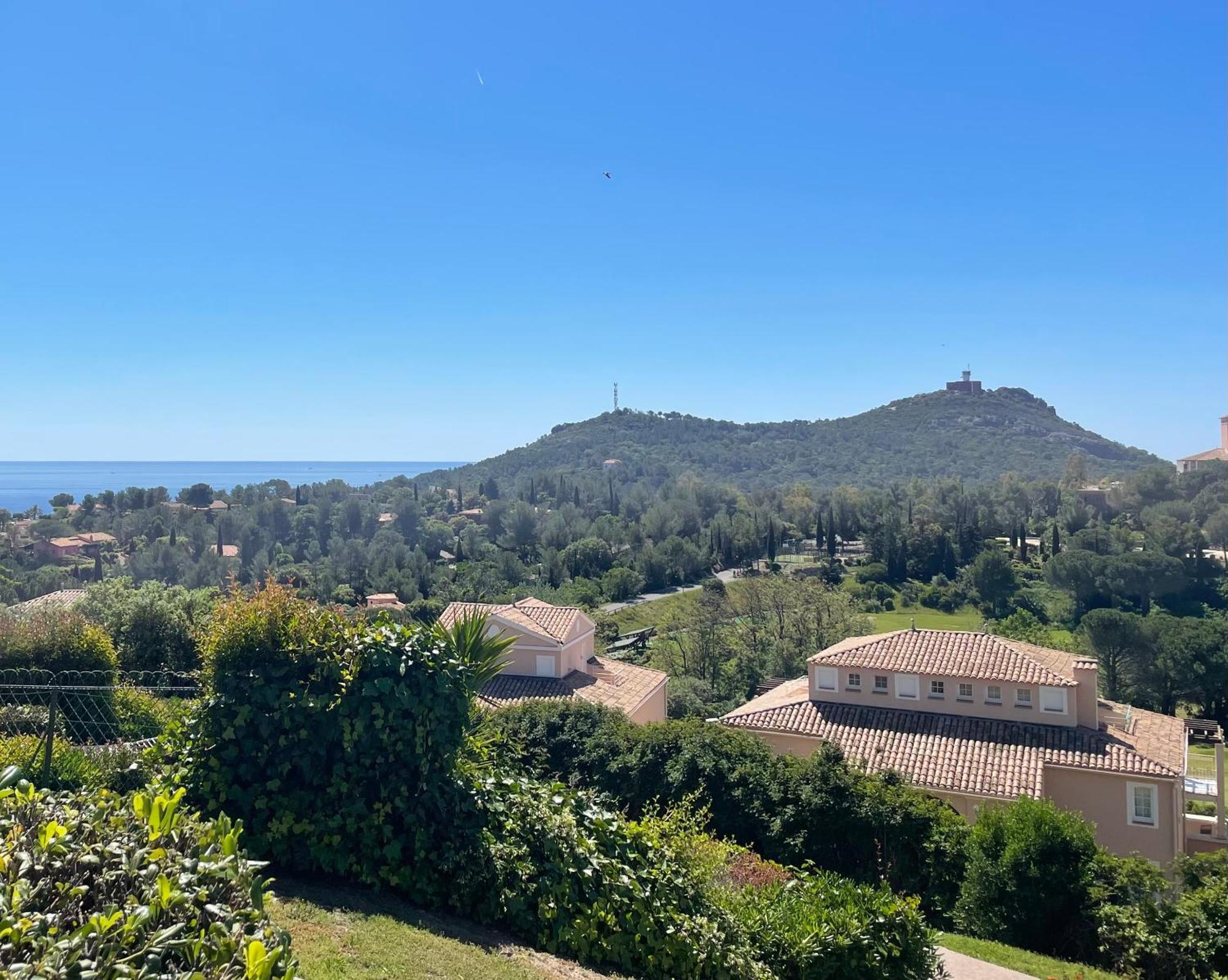 Saint-Raphaël Village Cap Esterel, Piscine, Plage מראה חיצוני תמונה