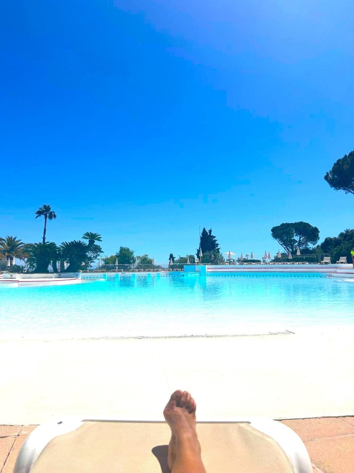 Saint-Raphaël Village Cap Esterel, Piscine, Plage מראה חיצוני תמונה