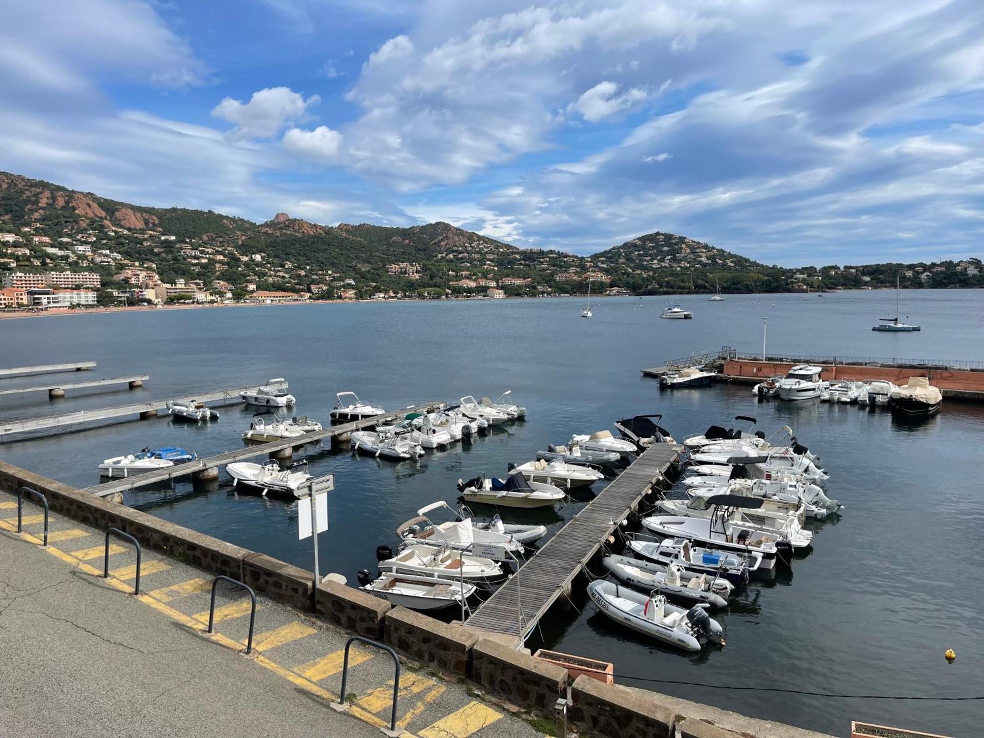 Saint-Raphaël Village Cap Esterel, Piscine, Plage מראה חיצוני תמונה
